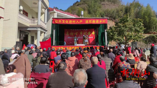 江东乡：送戏下乡暖人心 文化惠民促和谐