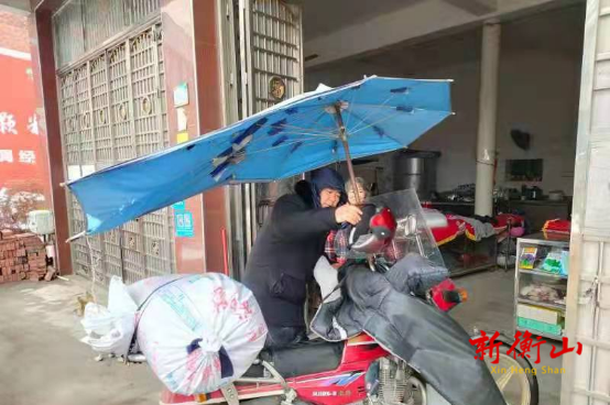 江东乡白龙社区：驻村帮扶解民忧，情系群众暖人心