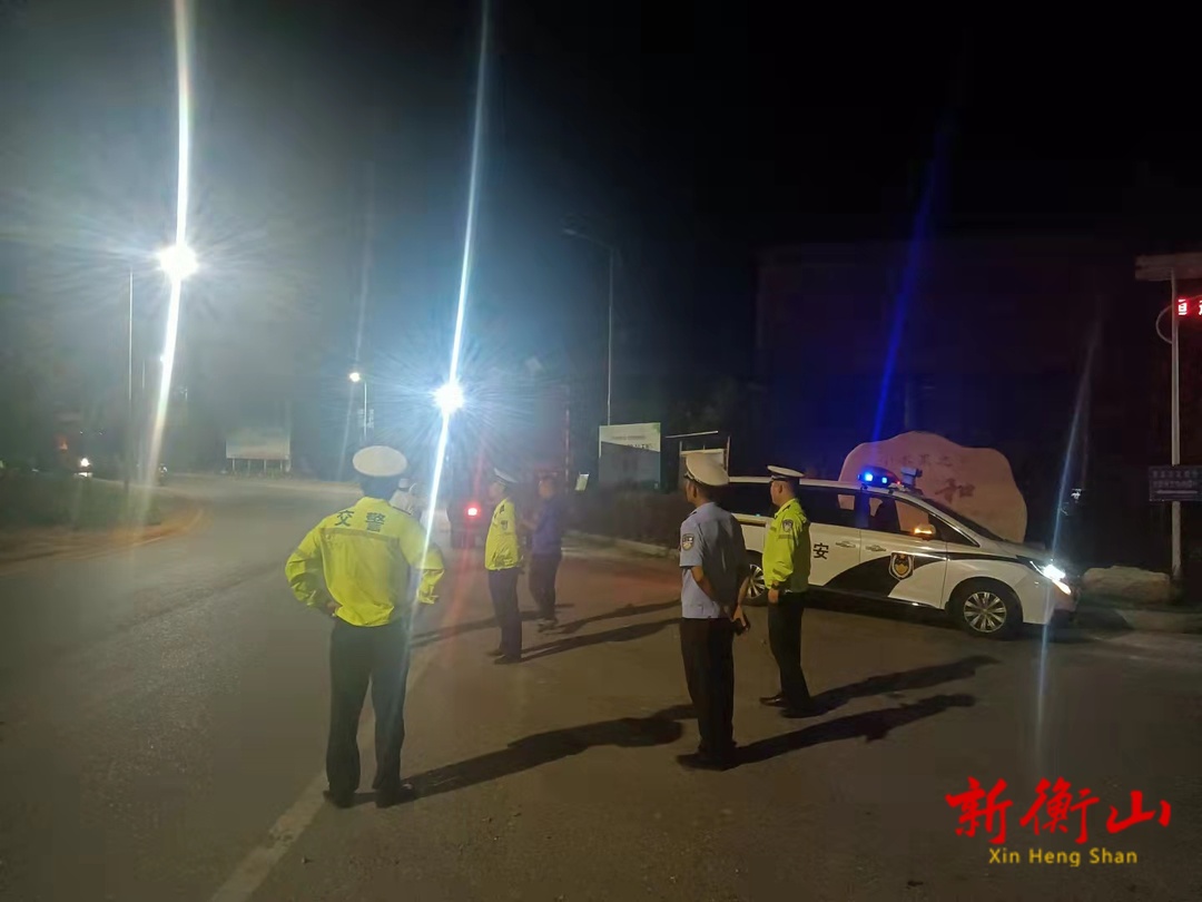 【我为群众办实事】永和乡：上路值守保安全，交通疏导保畅通
