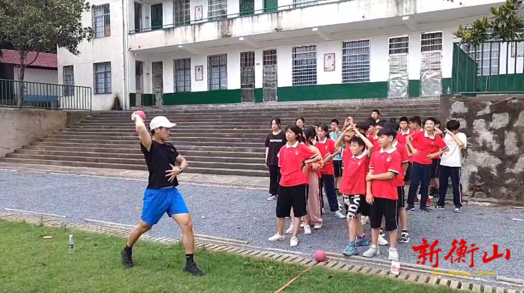 【菁菁校园】中南大学“三下乡”深入福田铺乡 暖心送教强体魄