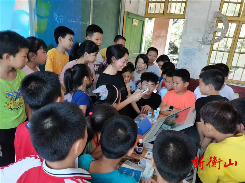 东湖镇马迹完小：北科学子来支教 情暖乡村儿童