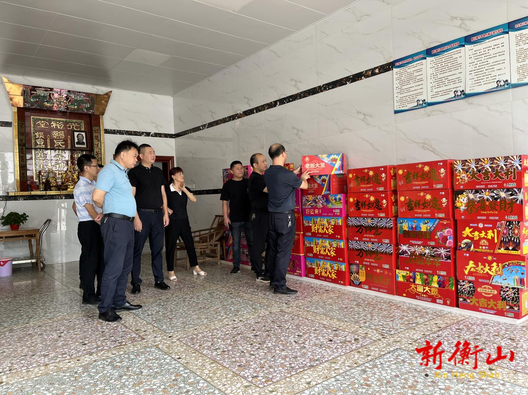 县人大常委会来江东乡开展安全生产“一法一条例”执法检查