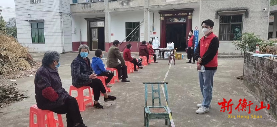 抗击疫情，县财政局志愿者在行动