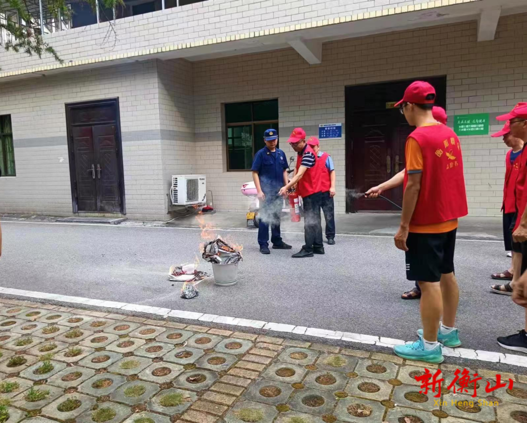 森林防火进行时  衡山税务在行动