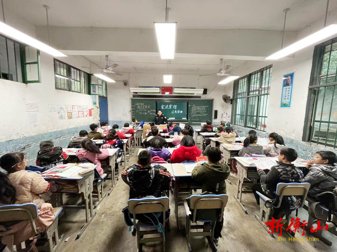 江东乡：宪法宣传进校园 青春与法治同行