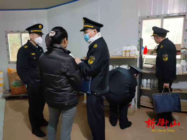 市农业农村局督导我县“两节”“两会”农产品质量安全工作
