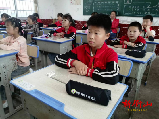 东湖镇中心学校顺利完成2023年国家义务教育质量监测
