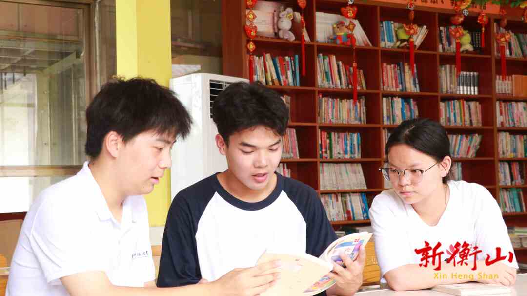 惟益泉蓉书苑：让书香洒满乡村