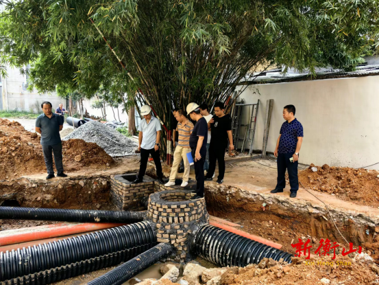 县住建局：加强老旧小区改造巡查 确保项目安全稳定推进