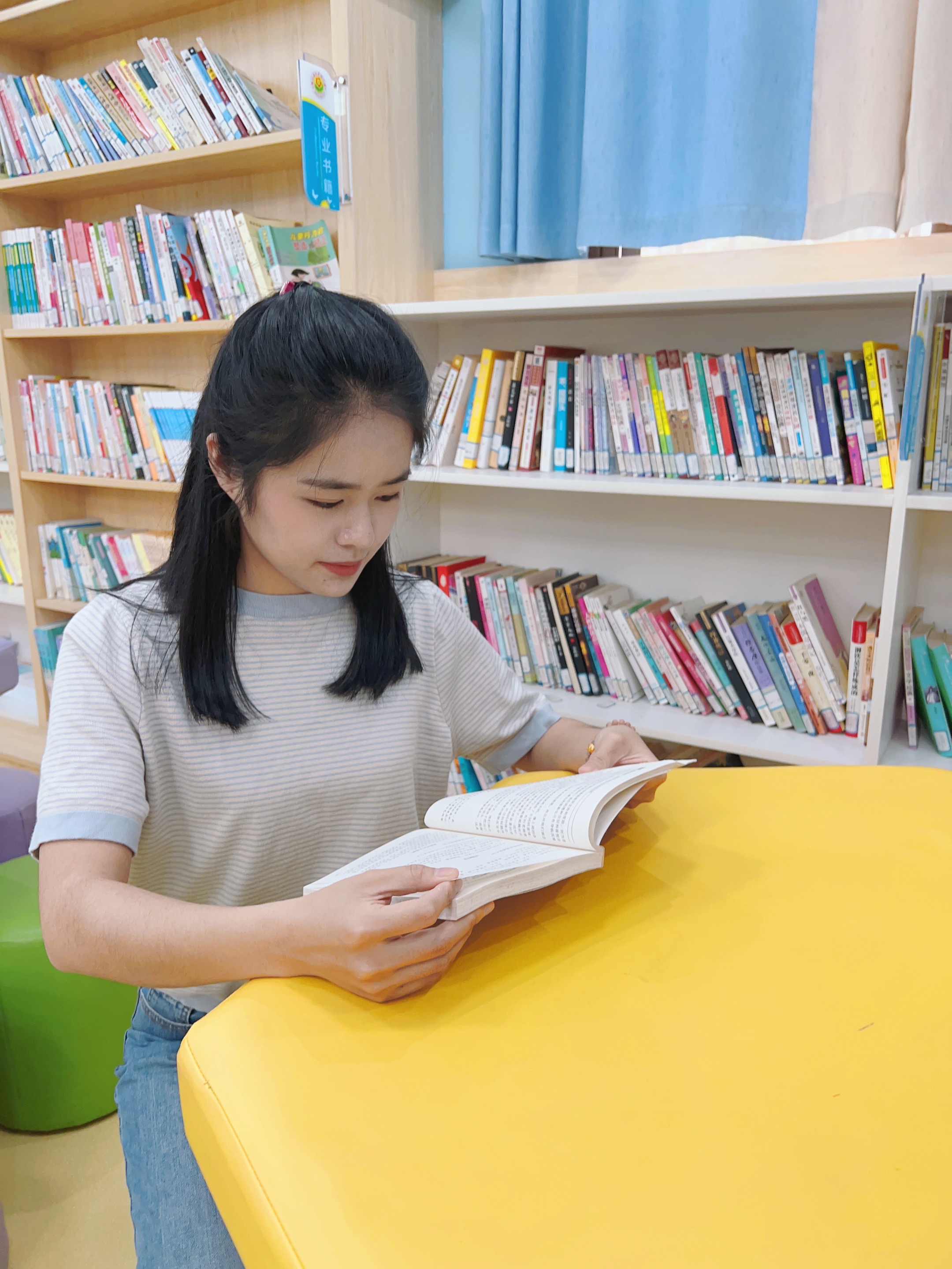 《礼赞吾师》衡山县机关幼儿园——贺文婕