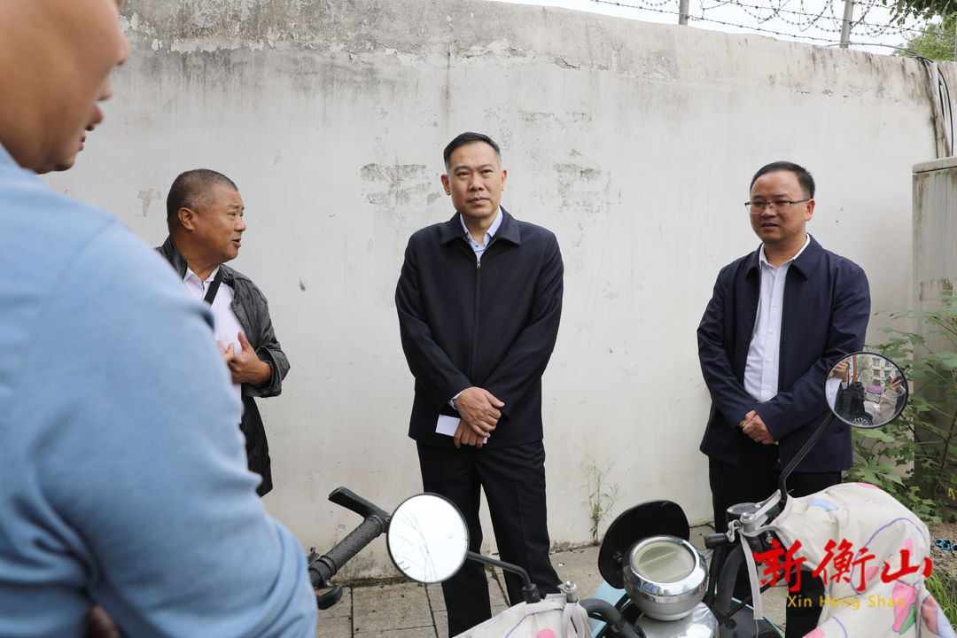 段晓赛督导文明城市创建工作
