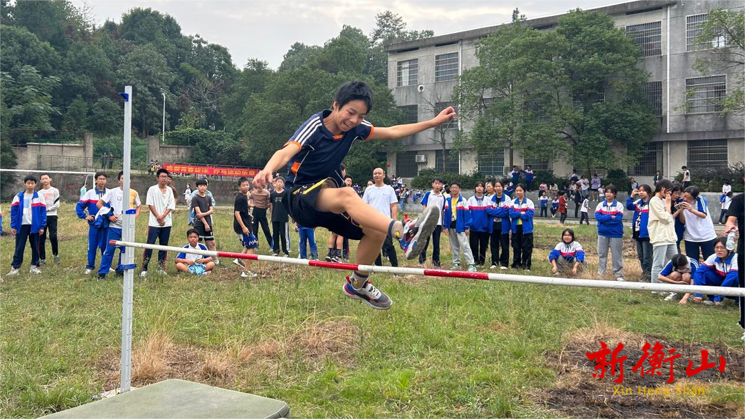 福田铺乡白云九年一贯制学校：传承红色基因 做新时代好队员