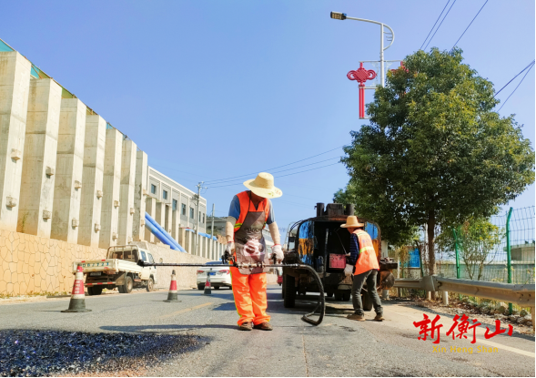 衡山县公路建设养护中心：秋季养护正当时
