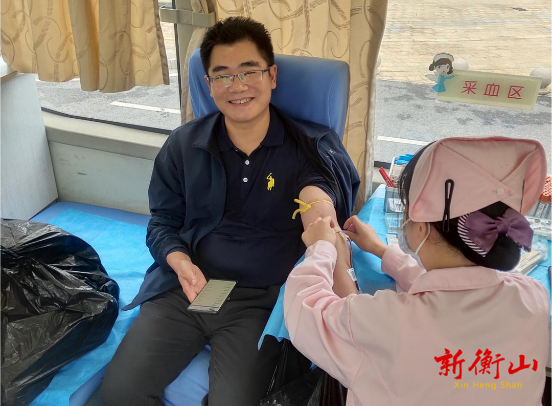 热血托举健康，爱心守护幸福 ——医保局开展无偿献血活动