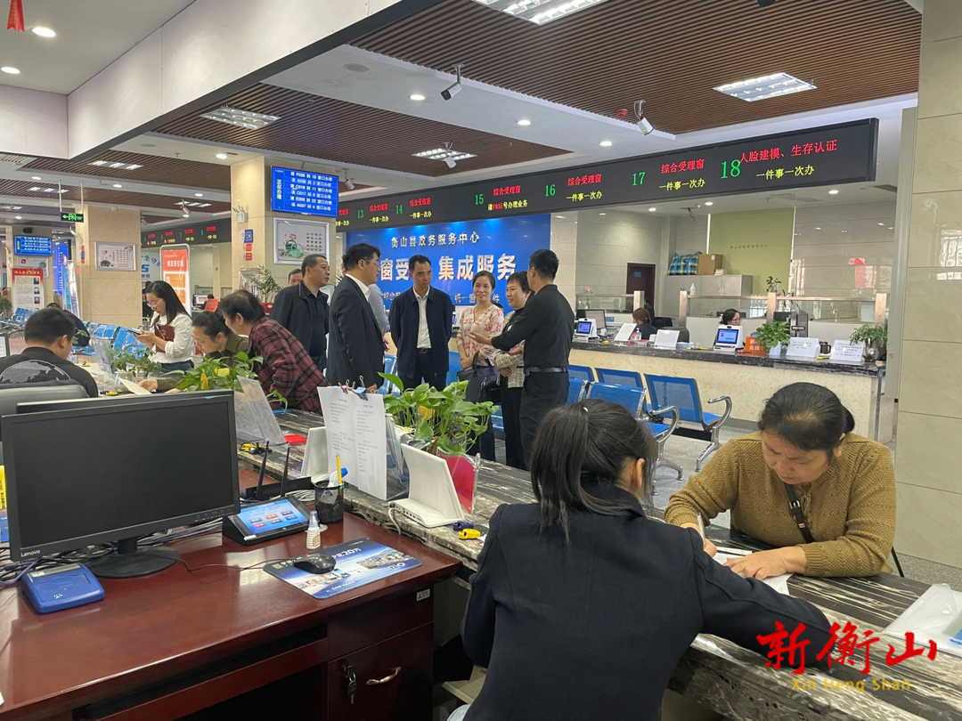 深入走访察实情 瞄准需求解难题