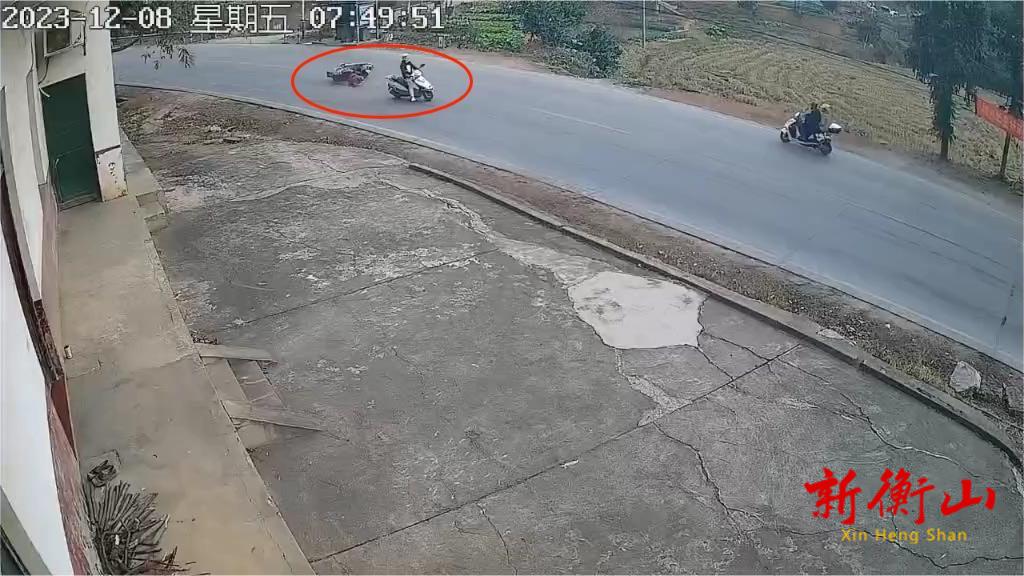 【平安衡山建设】小伙驾驶摩托车去学车 途中肇事后逃逸被擒