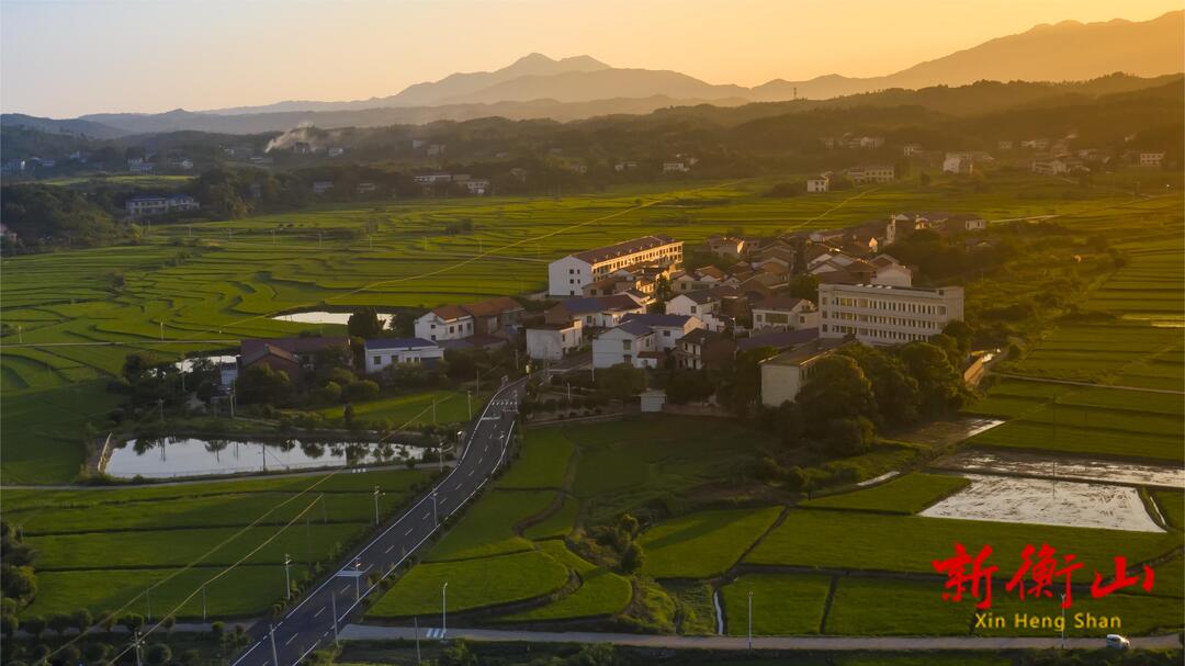 衡山县公路建设养护中心： 管好养好农村路 乡村振兴迈大步