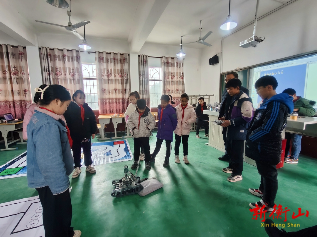 东湖镇：乡村学校因科创教育而精彩