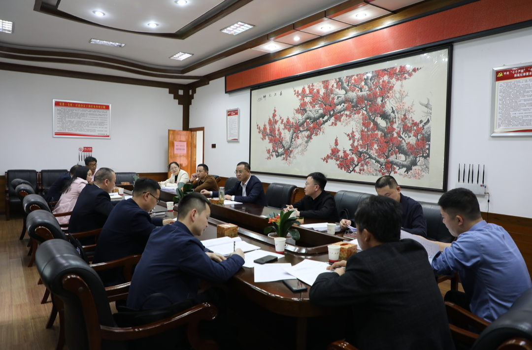 政协委员分组讨论政府工作报告