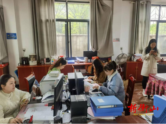 学习交流走出去 先进经验请进来