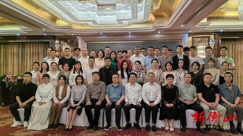 衡山县2024年“五四”青年人大代表创新创业茶话交流会召开