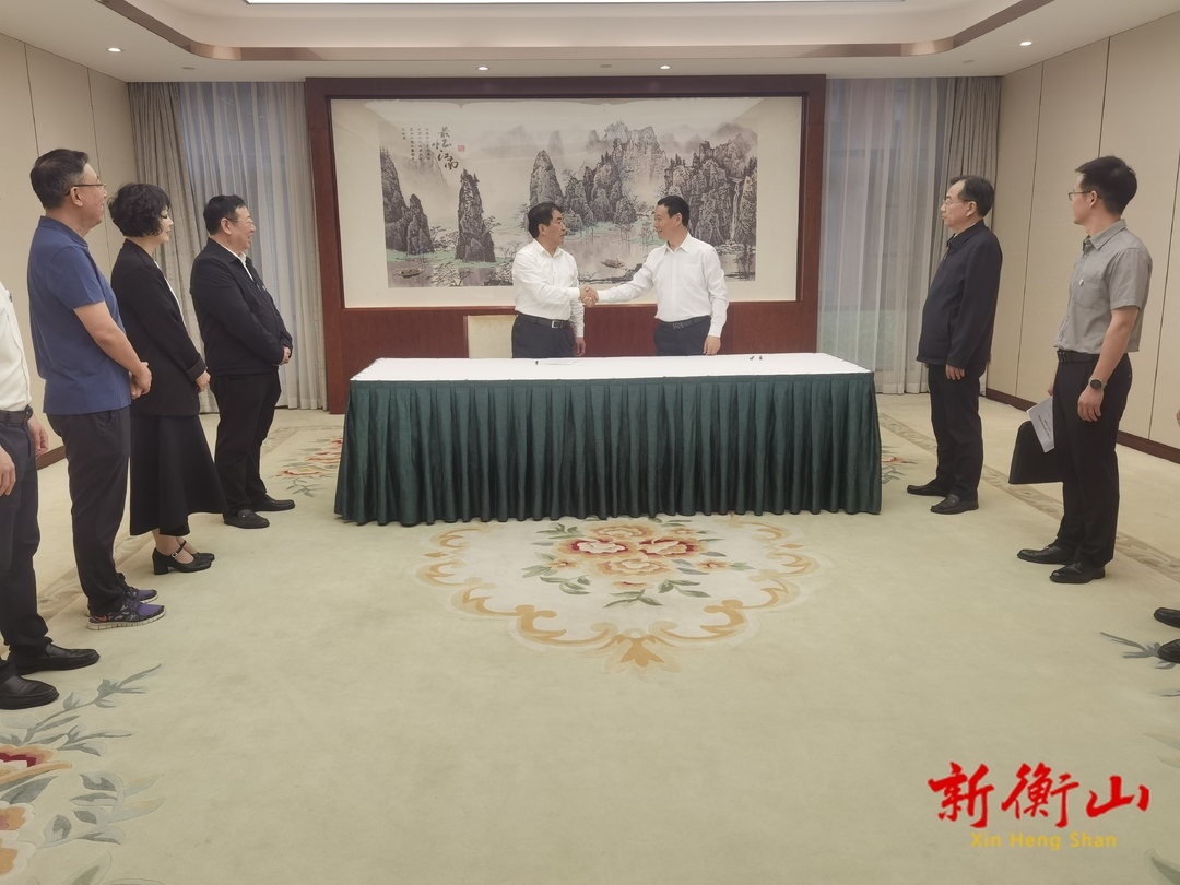 中央生态环保督察组向湖南移交首批信访件