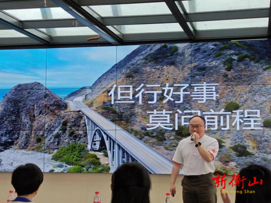 南华医院姚泓屹分享干细胞捐献故事，斩获湖南省红十字会演讲赛桂冠