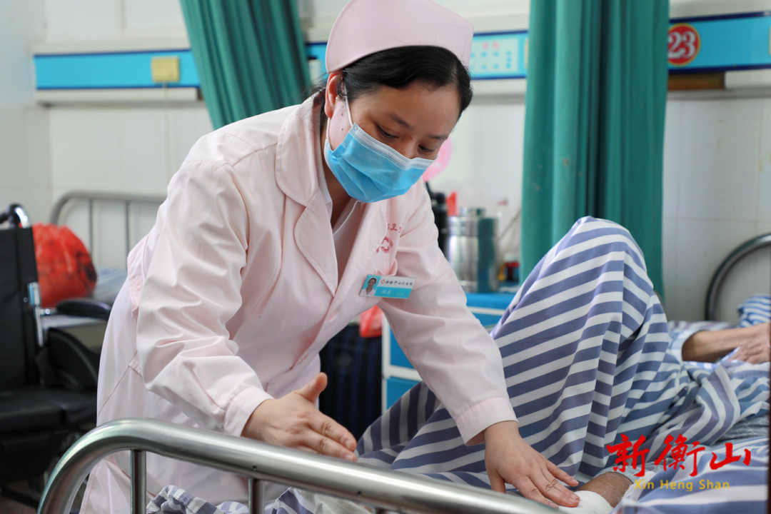 【致敬512国际护士节】沈丹：扎根平凡岗位 做群众健康的守护人