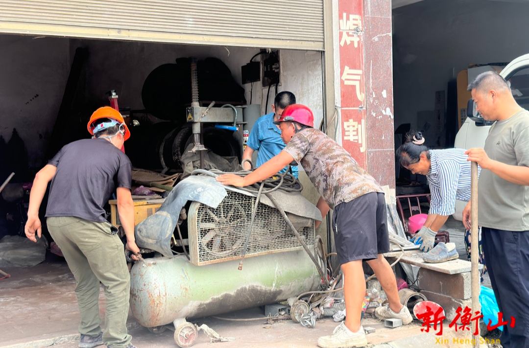 开云镇：环境整治再发力，国道沿线“靓”起来