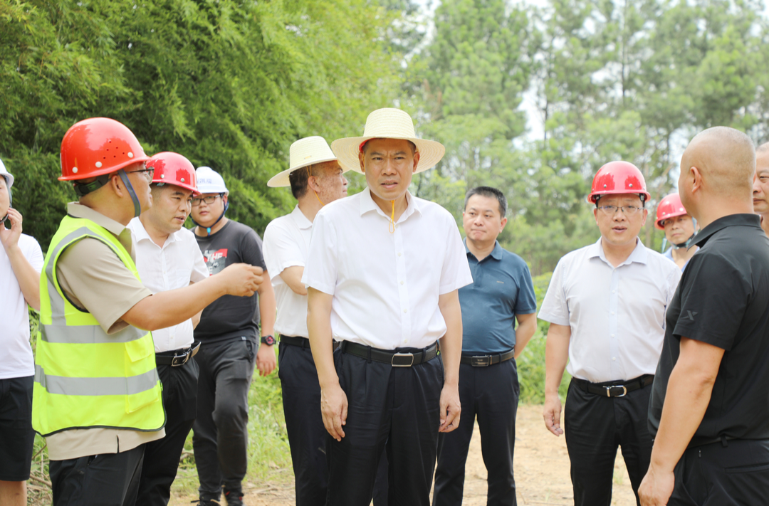 段晓赛督导国债水利工程项目建设工作
