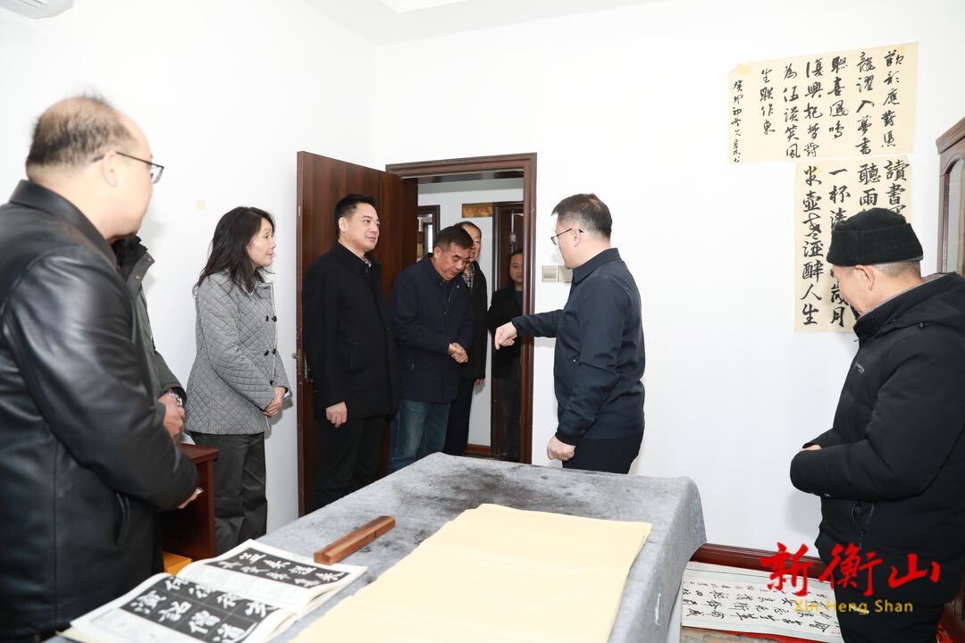 全省“六好”离退休干部党支部建设情况交叉调研组来我县调研