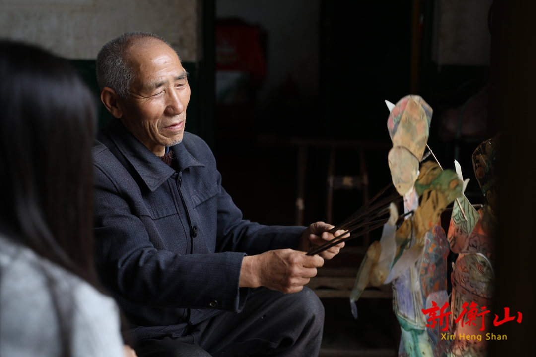 衡山影子戲傳承人趙細(xì)林：光影人生 無悔堅(jiān)守六十載