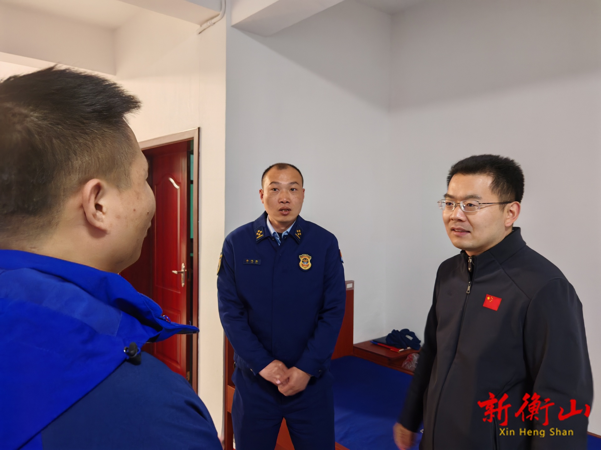 陈瑞来“四不两直”检查元旦假期值班值守工作