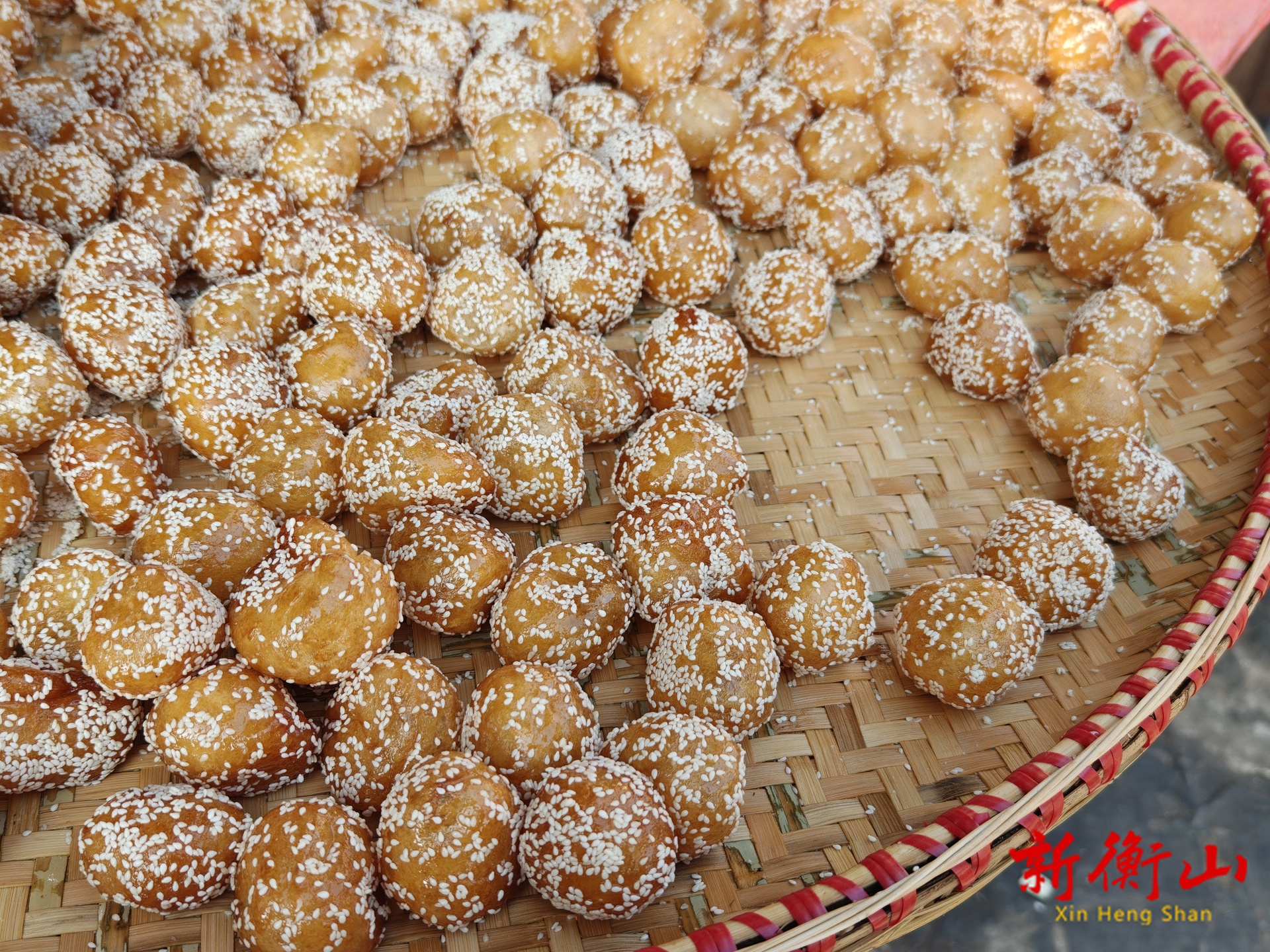 寻味衡山渡：麻圆酥香“唤醒”古渡晨昏