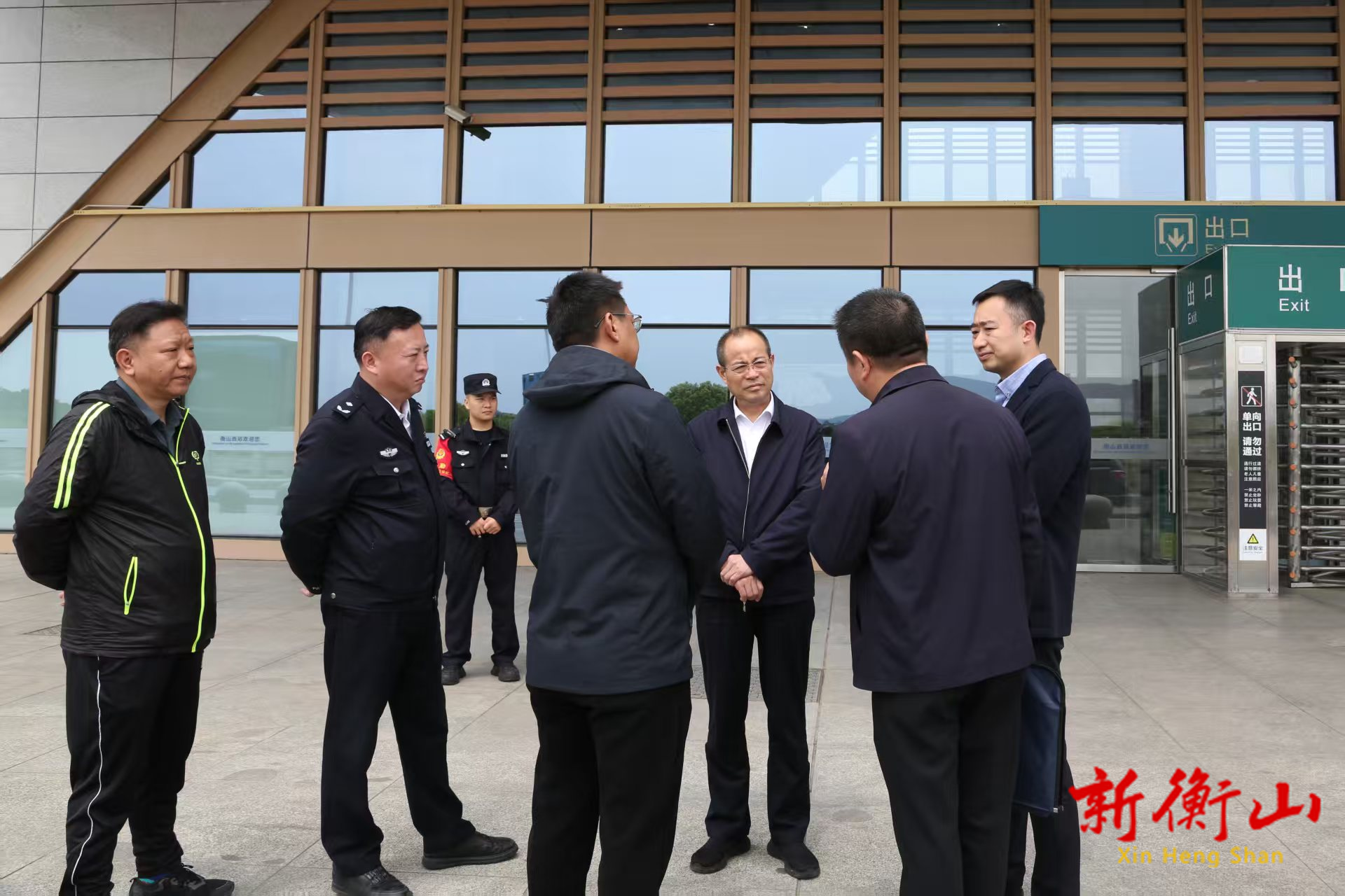 陈礼洋督导衡山社会安全稳定工作  走访慰问衡商代表家属