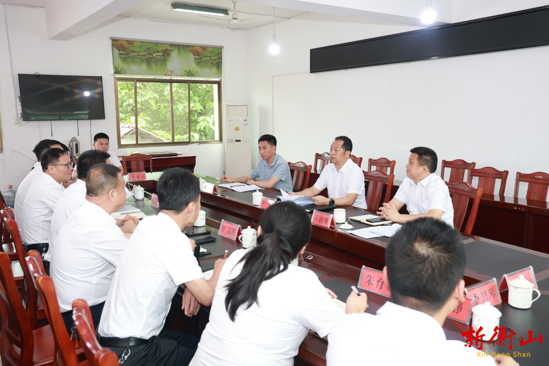 李一帆调研开云镇经济社会发展情况并督导安全生产、防汛备汛等重点工作