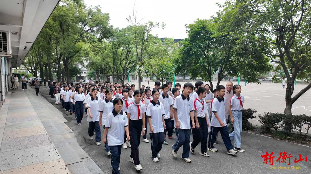 岳云教育集团举办校园开放日活动 聚力小初高一体化育人
